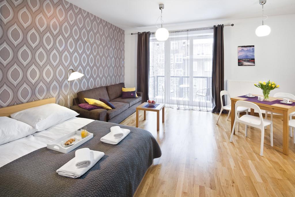 Apartamenty Szeroka - Old Town Holidays Home Гданск Стая снимка