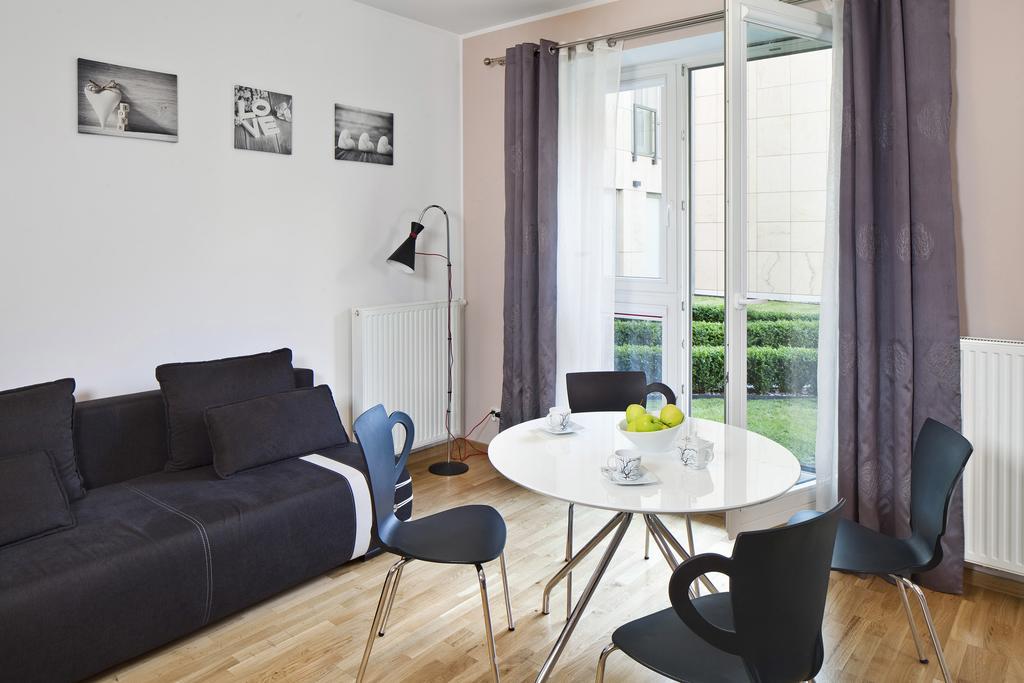 Apartamenty Szeroka - Old Town Holidays Home Гданск Стая снимка