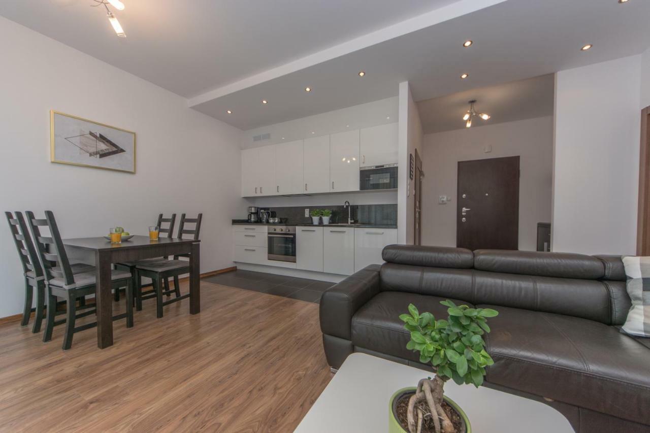 Apartamenty Szeroka - Old Town Holidays Home Гданск Екстериор снимка